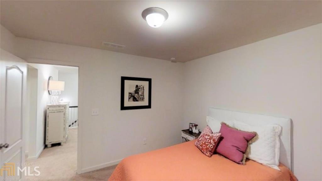 5334 Radford Loop