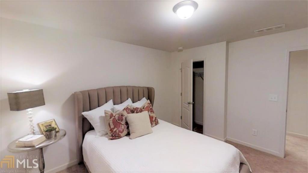 5334 Radford Loop