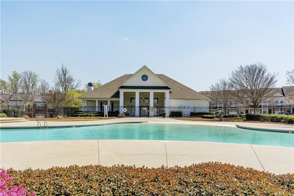 5334 Radford Loop