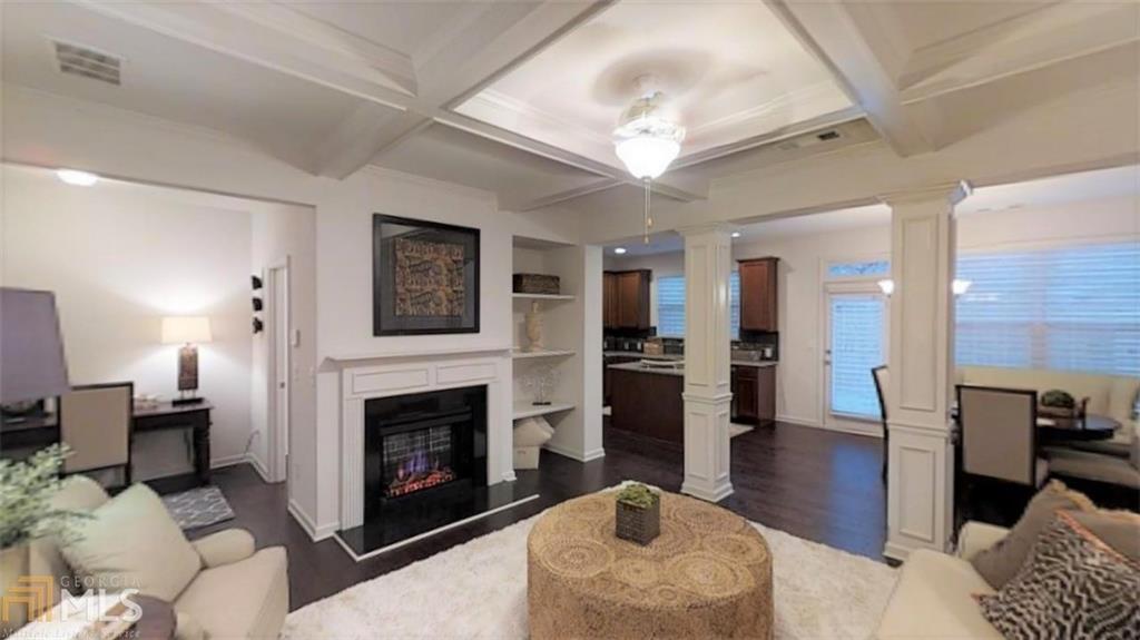 5334 Radford Loop