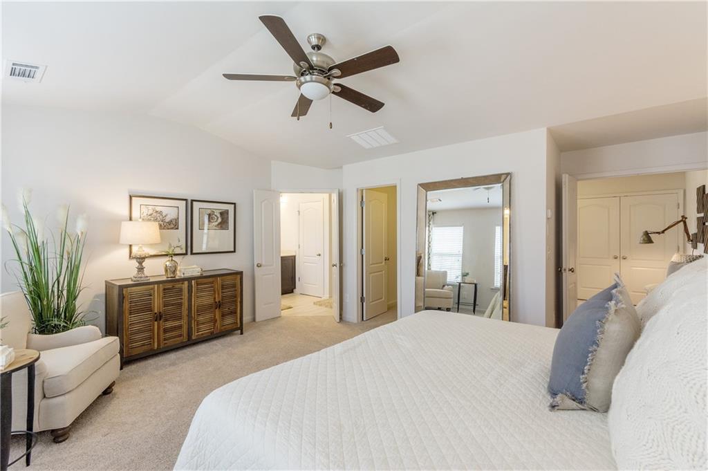 7622 Squire Court