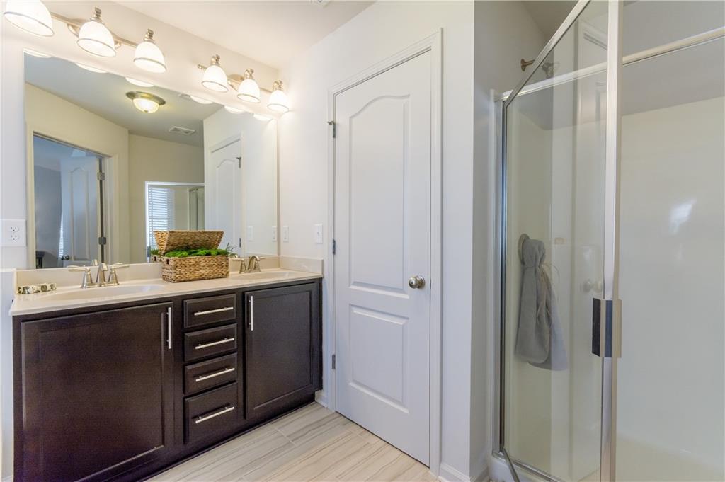 7622 Squire Court