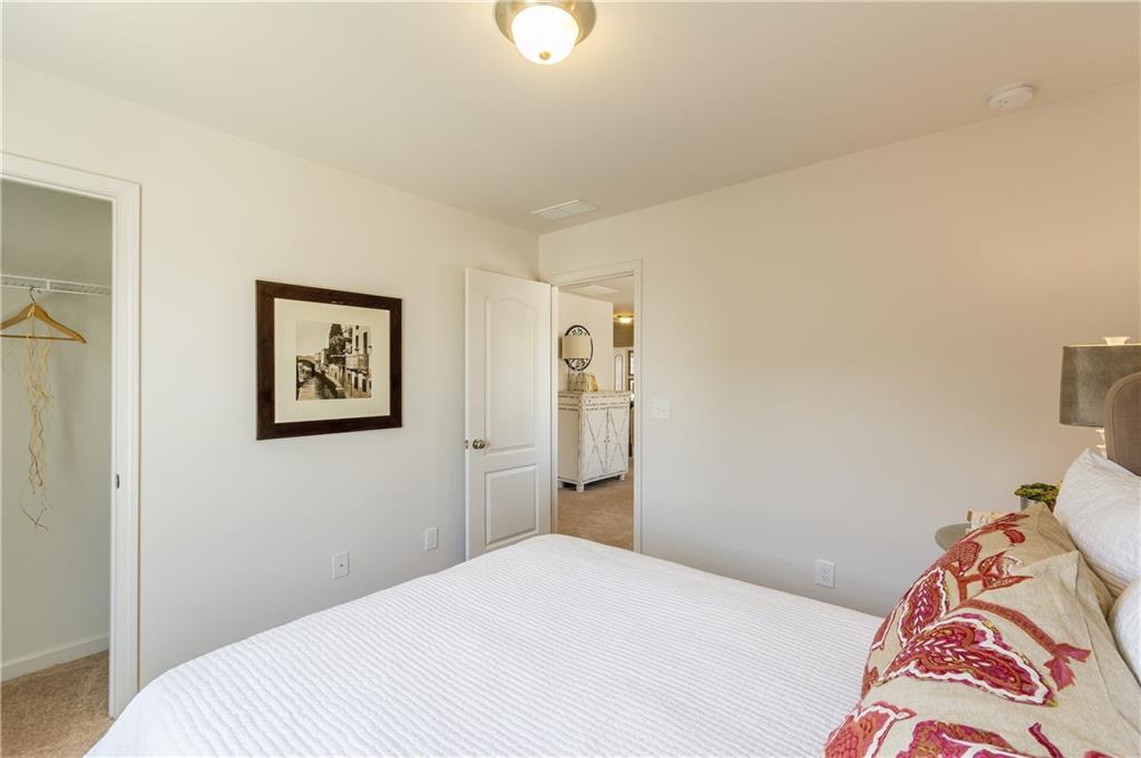 7622 Squire Court