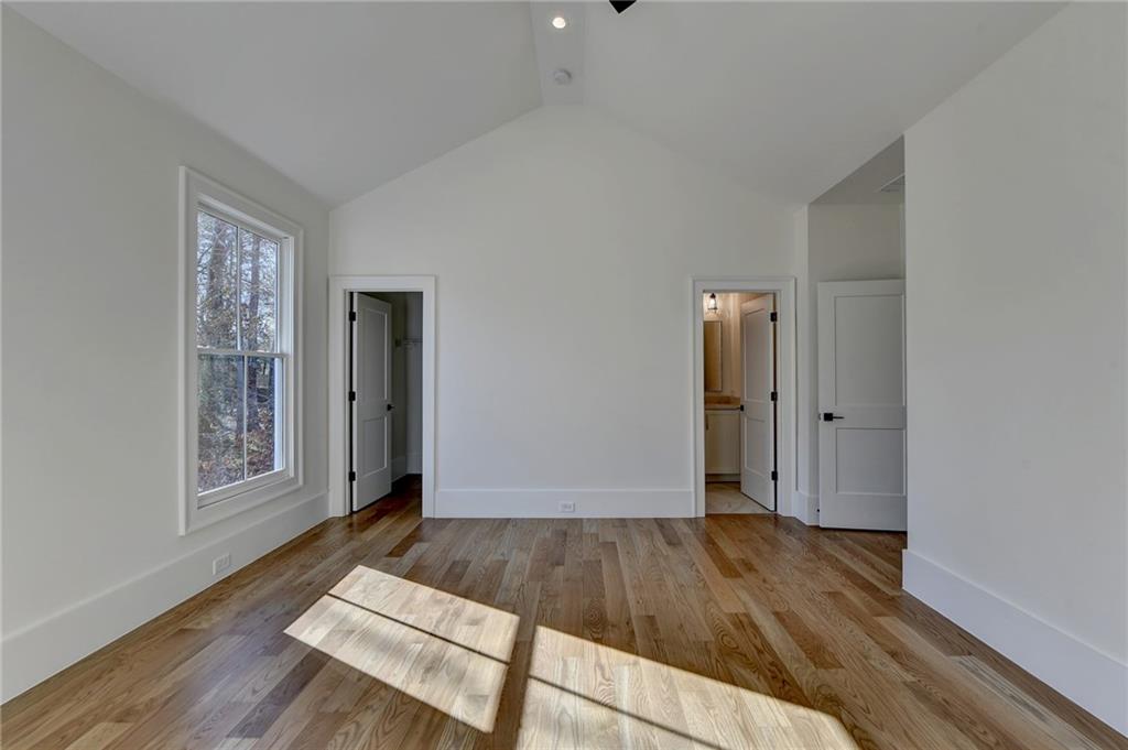 2587 Sunset Drive