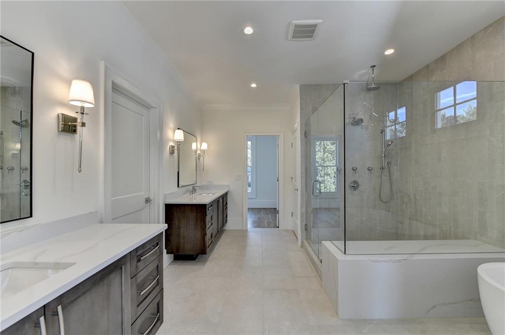 2595 Sunset Drive