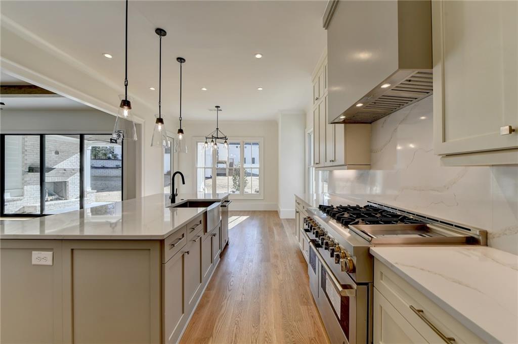2605 Sunset Drive
