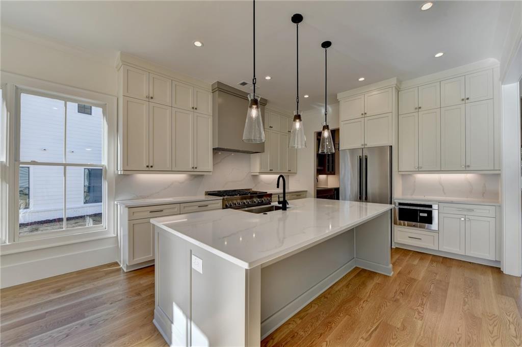 2605 Sunset Drive