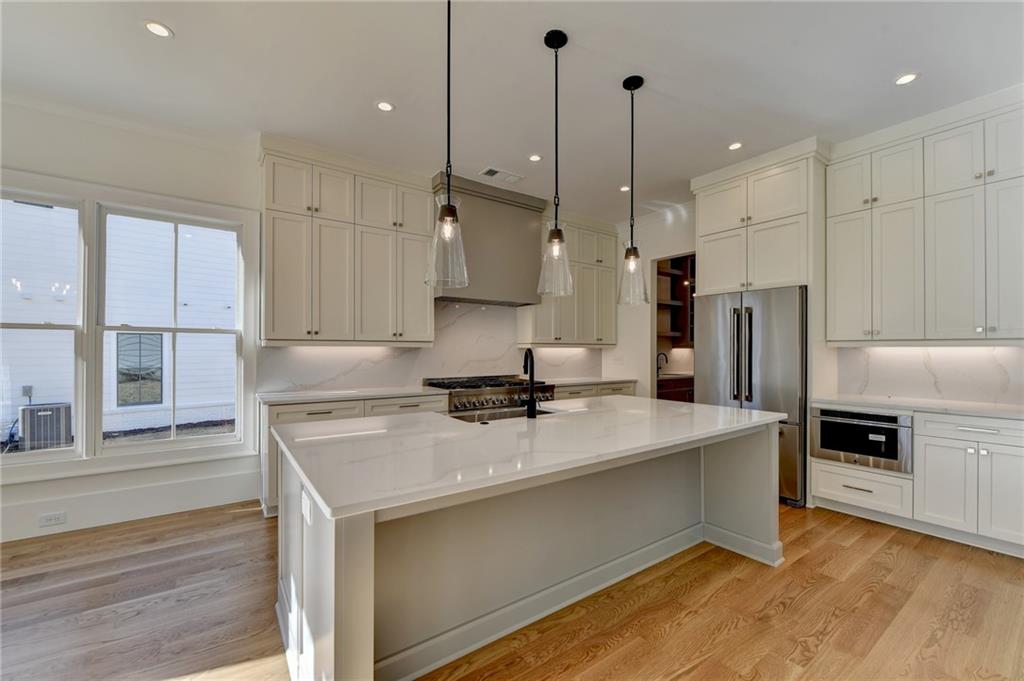 2605 Sunset Drive