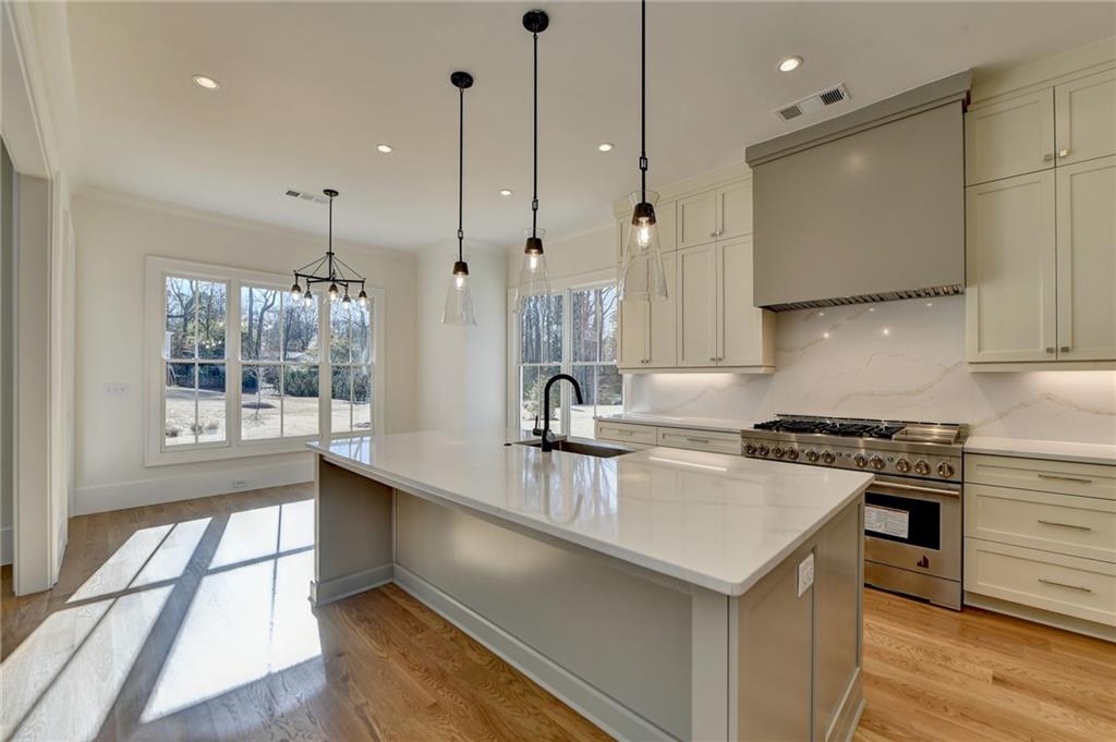 2605 Sunset Drive