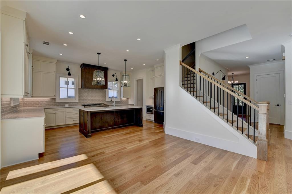 2621 Sunset Drive
