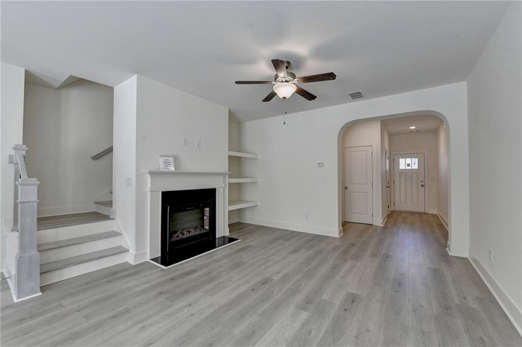 5825 Calle Vista Drive