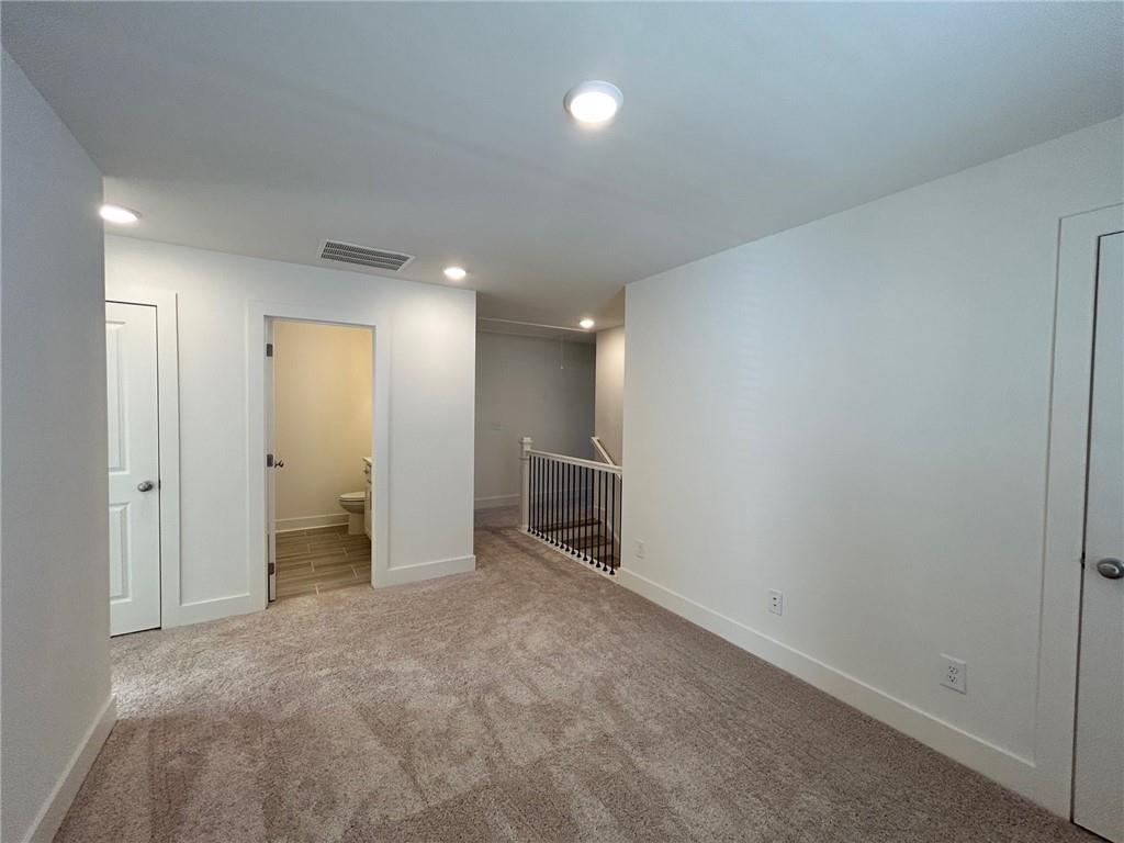1800 Emory Lane