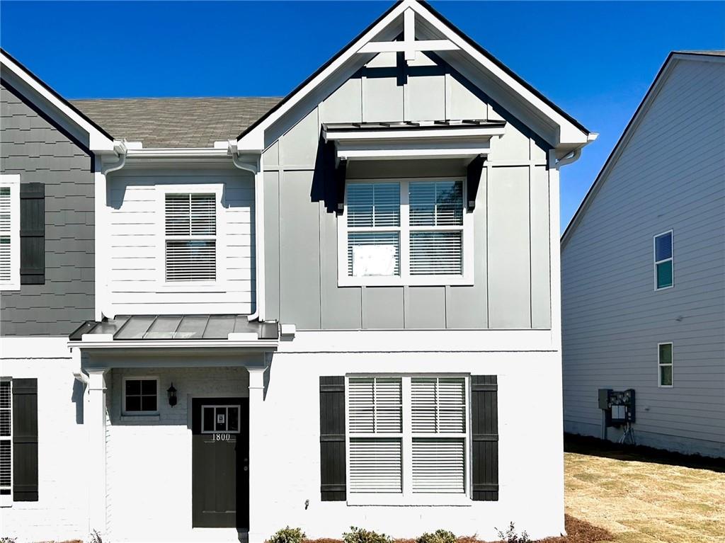 1800 Emory Lane
