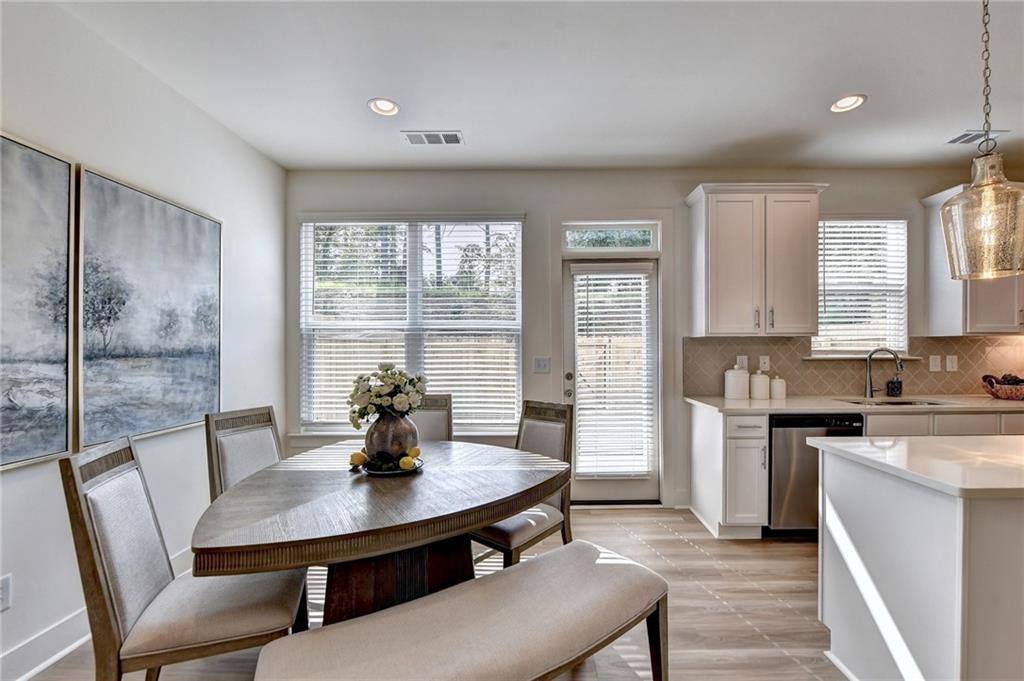 1610 Nancy Jo Lane