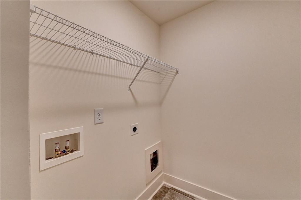 1610 Nancy Jo Lane