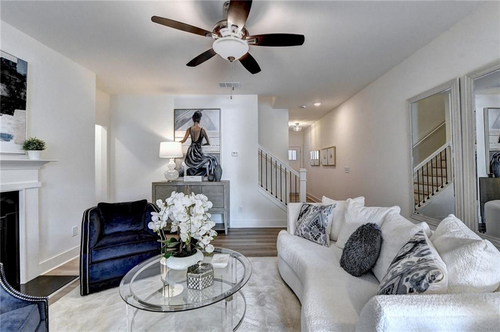 1610 Nancy Jo Lane