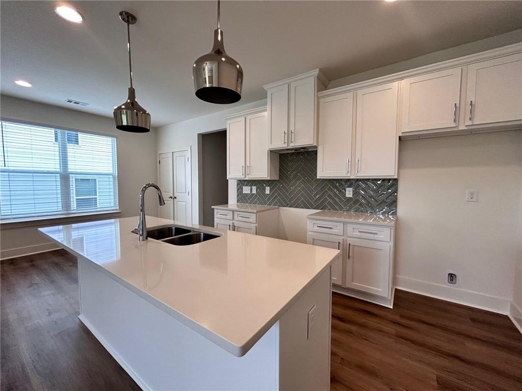 1804 Emory Lane
