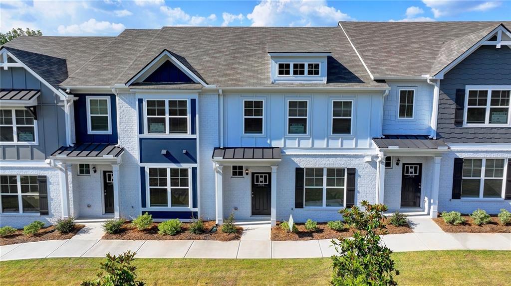 2466 Honey Way