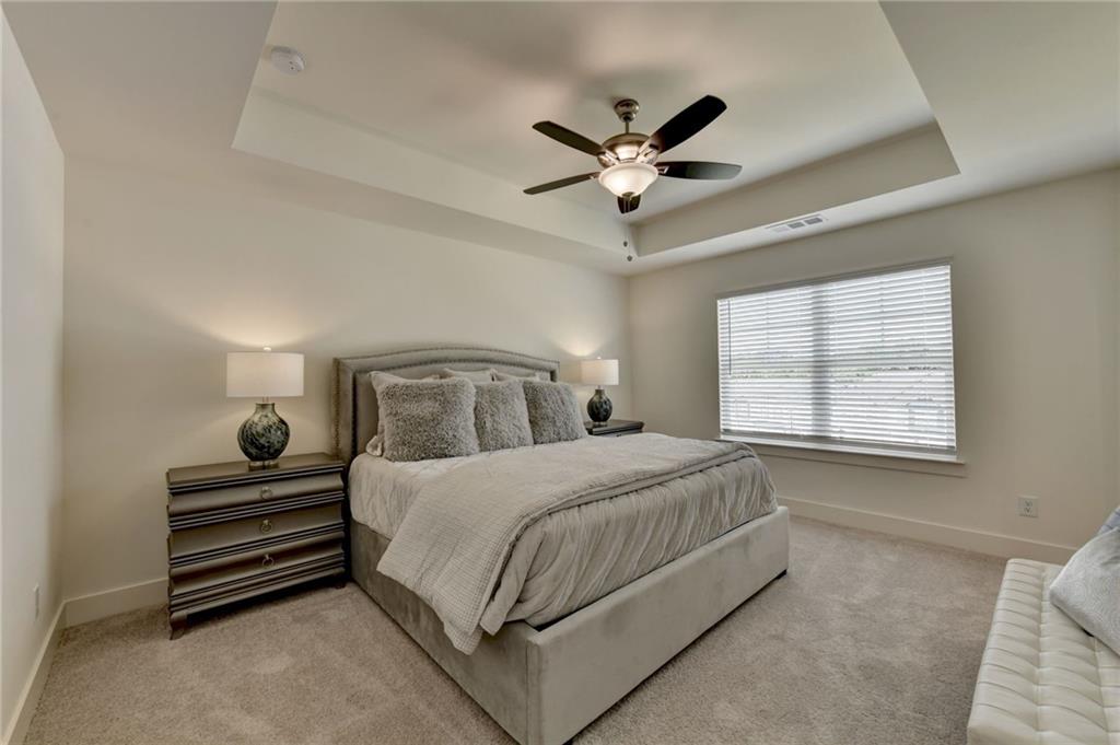 2466 Honey Way