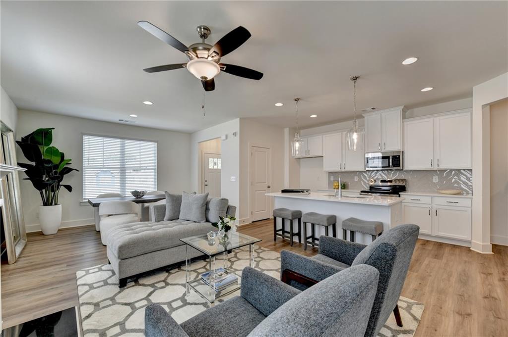 1591 Salem Dr 