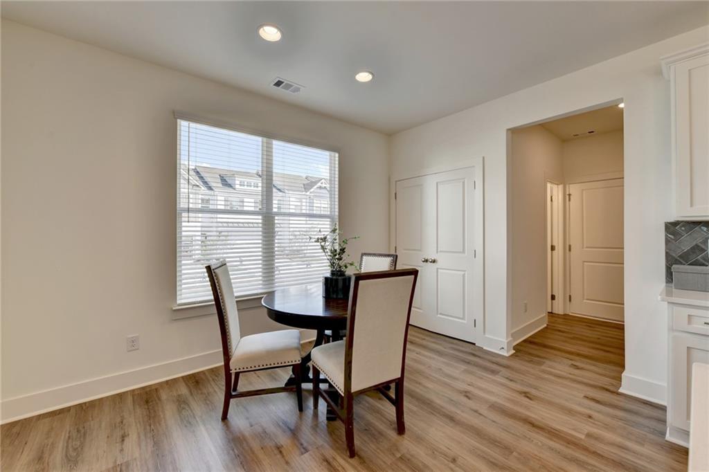 1597 Salem Dr 