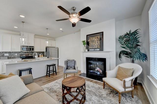 1597 Salem Dr 