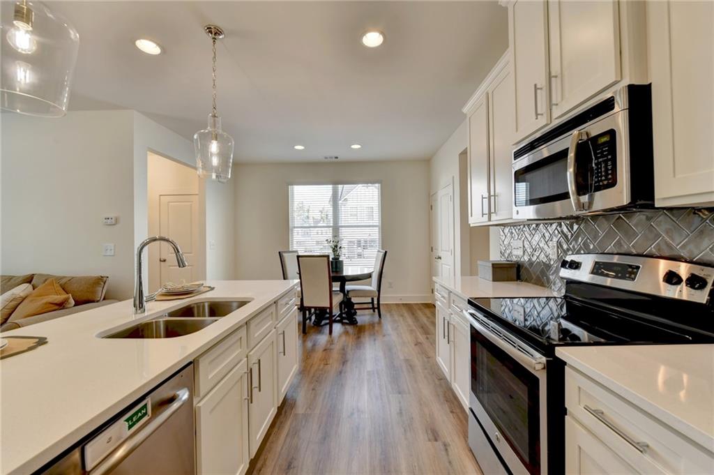 1597 Salem Dr 