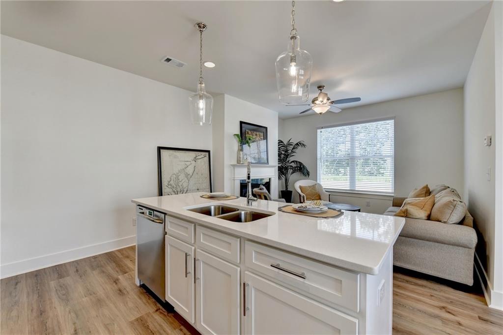 1597 Salem Dr 