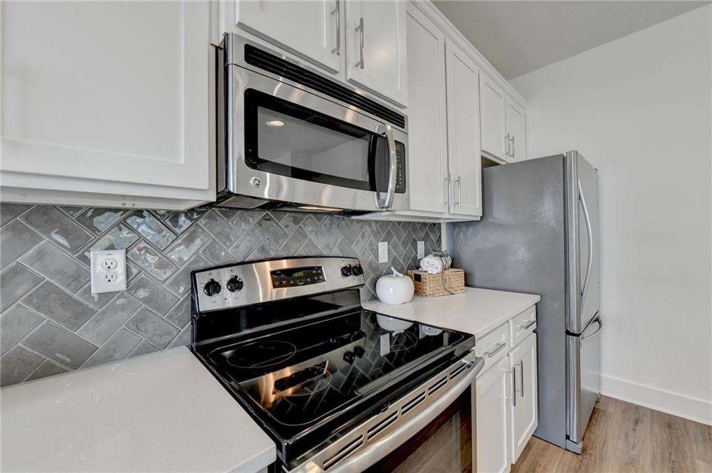 1597 Salem Dr 