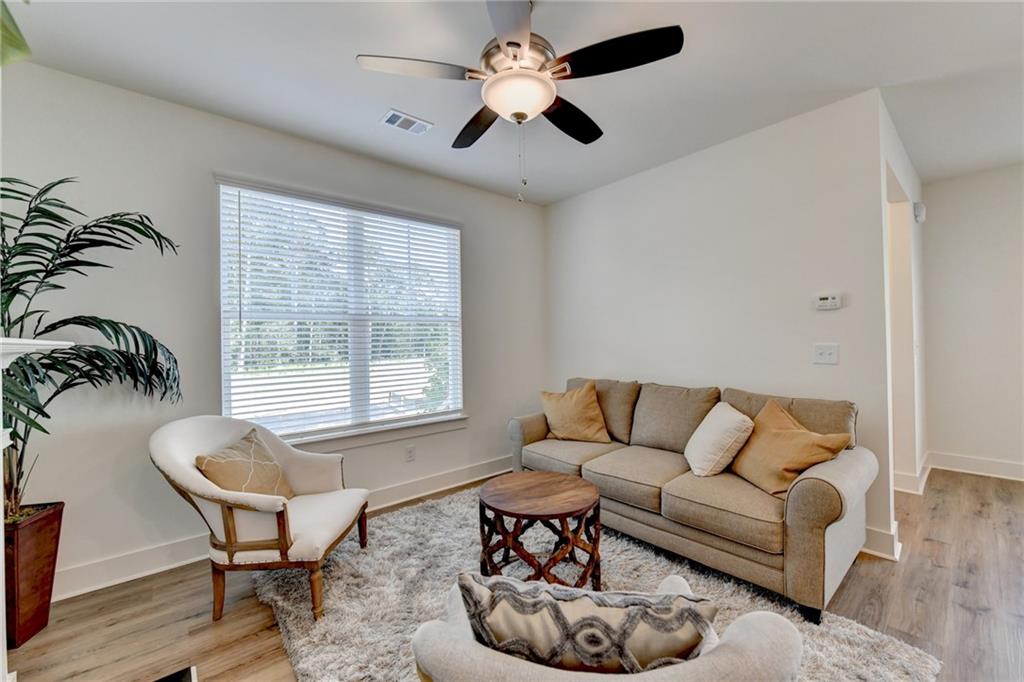 1597 Salem Dr 