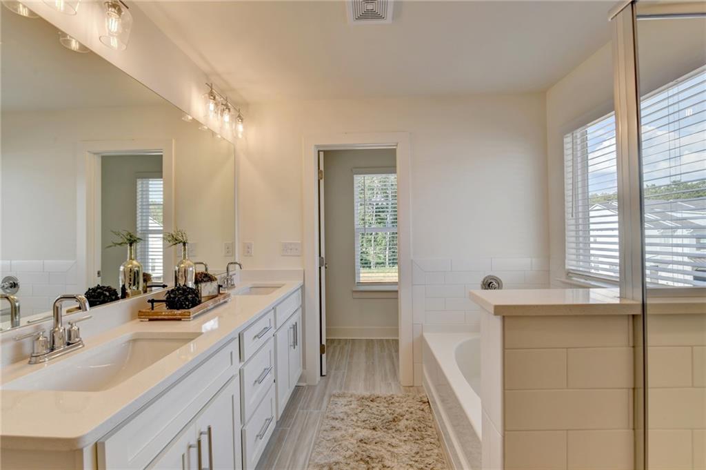 1597 Salem Dr 