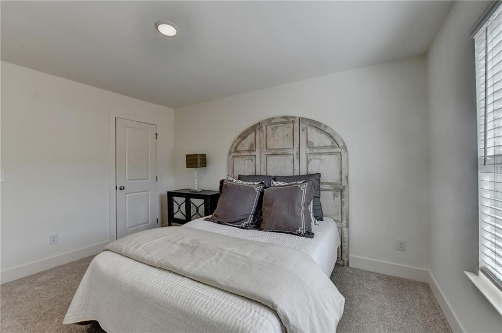 1597 Salem Dr 