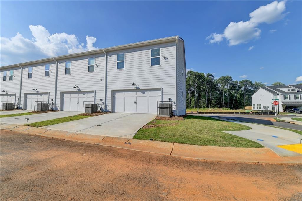 1597 Salem Dr 