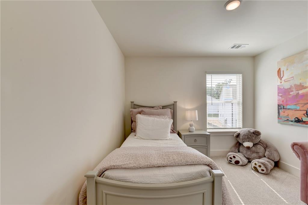 1589 Salem Dr 