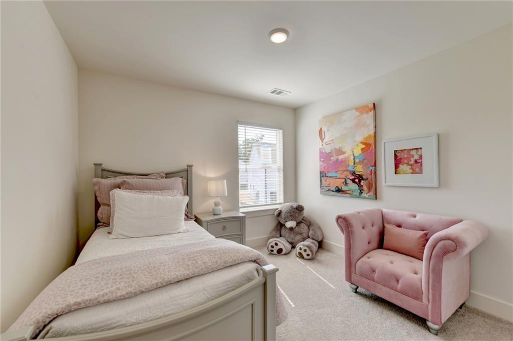 1589 Salem Dr 