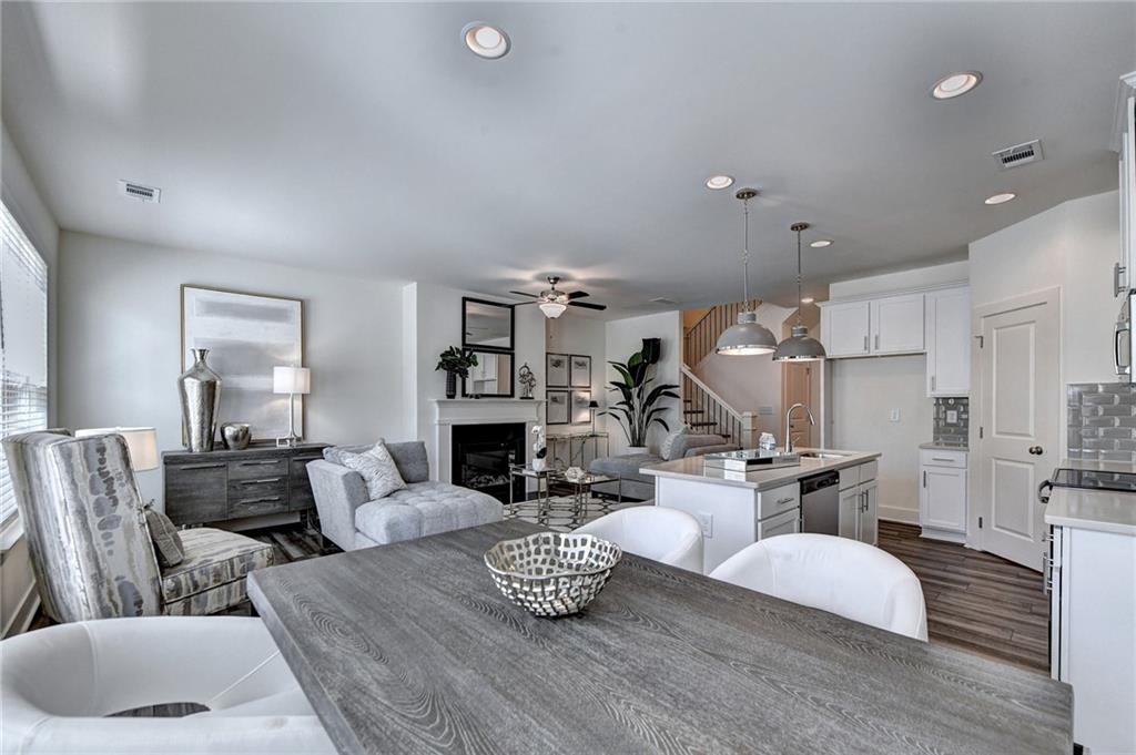 1615 Aiden Way 