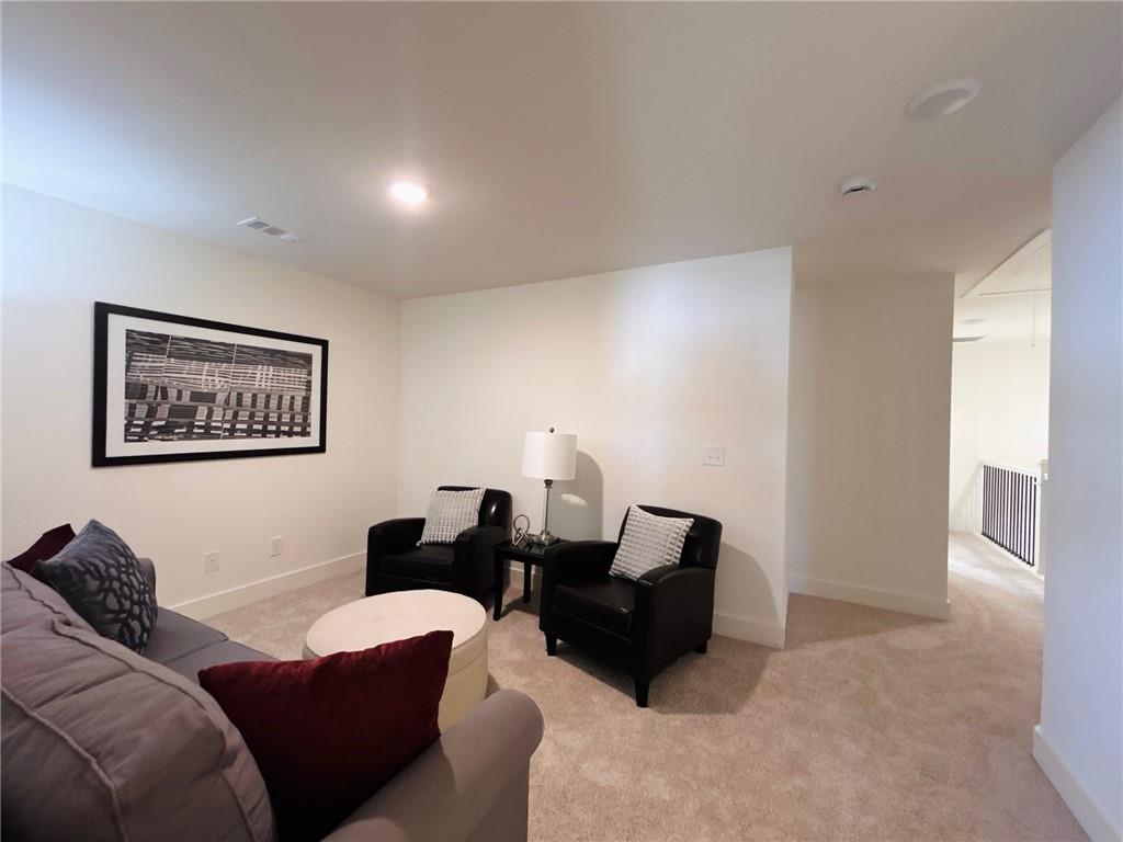 1822 Emory Lane