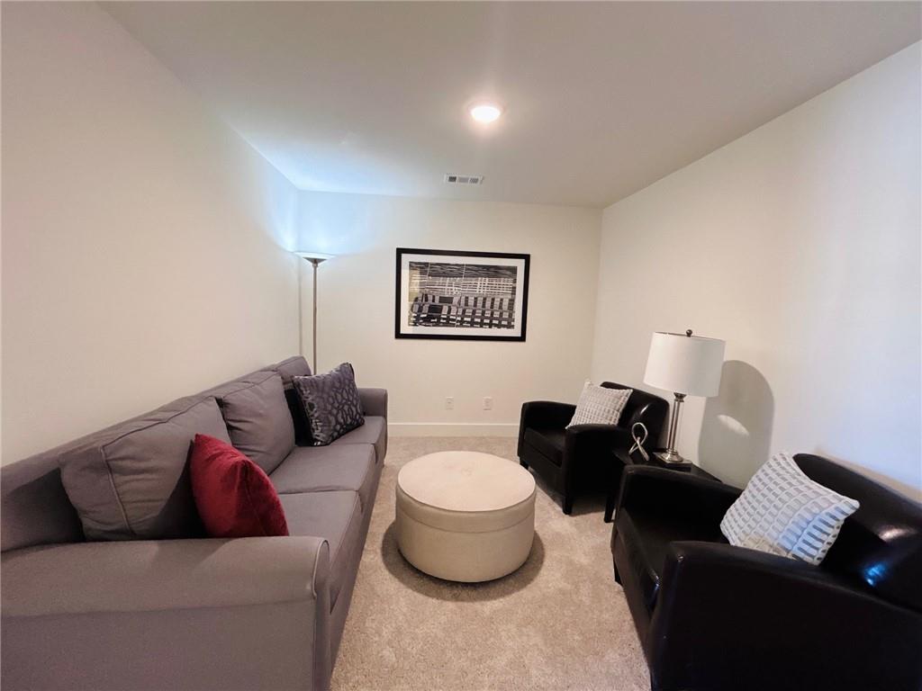 1822 Emory Lane