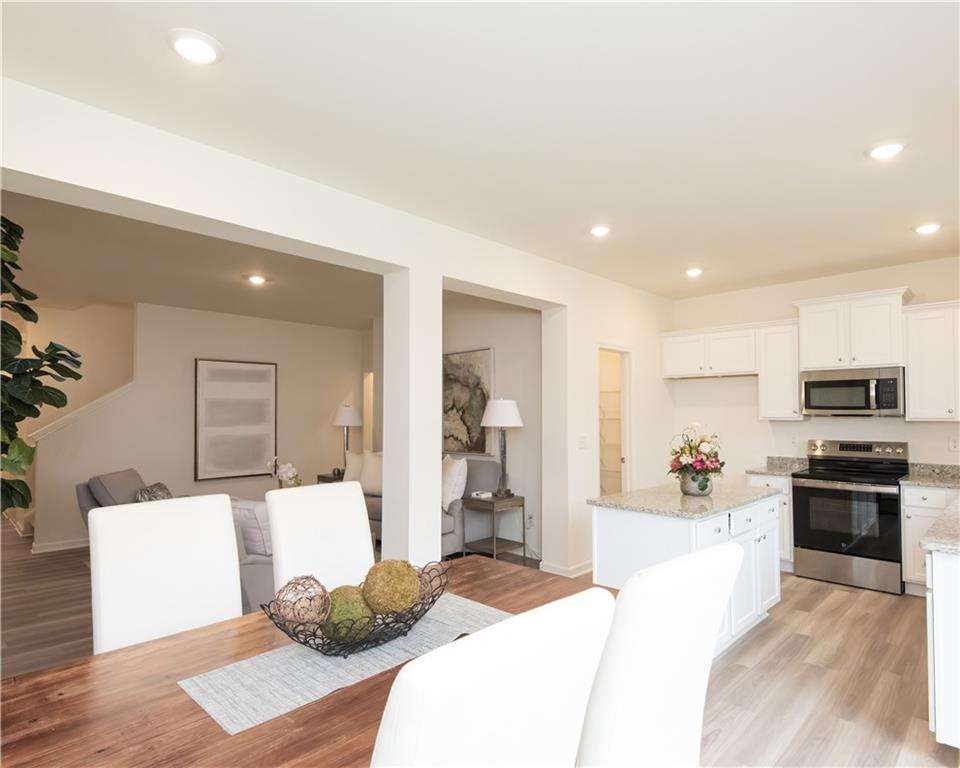 1577 Aiden Way