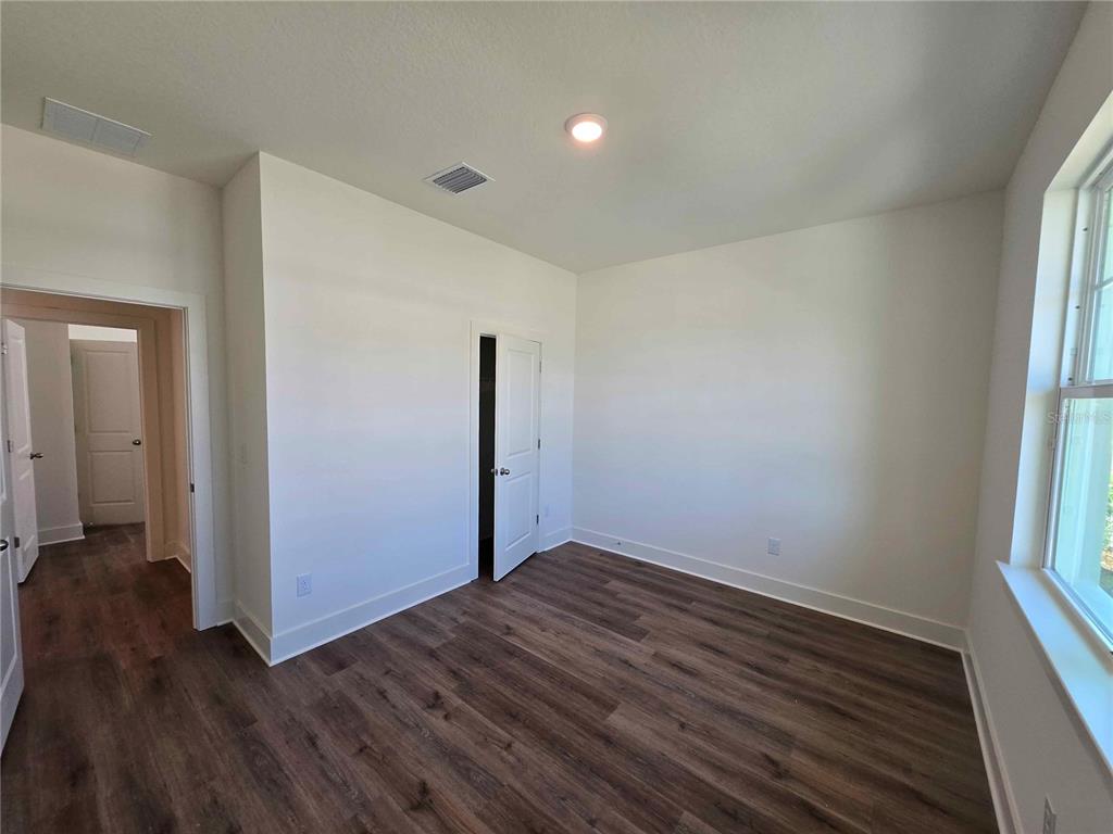 3352 DAYBREAK RUN LOOP